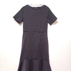 Banana Republic Black and White Sheath Midi Dress